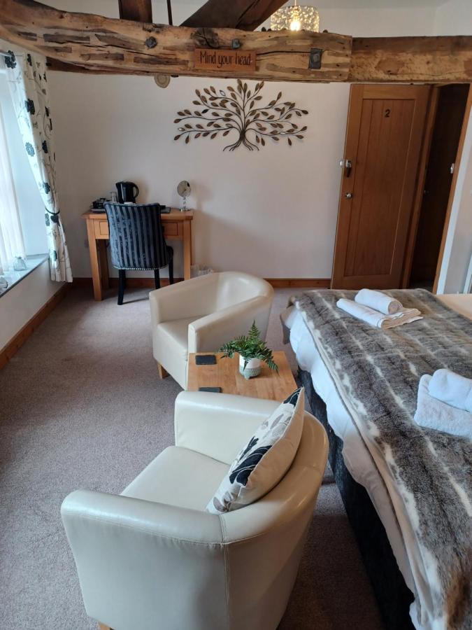 The Bear Bed & Breakfast Rhayader Exterior photo