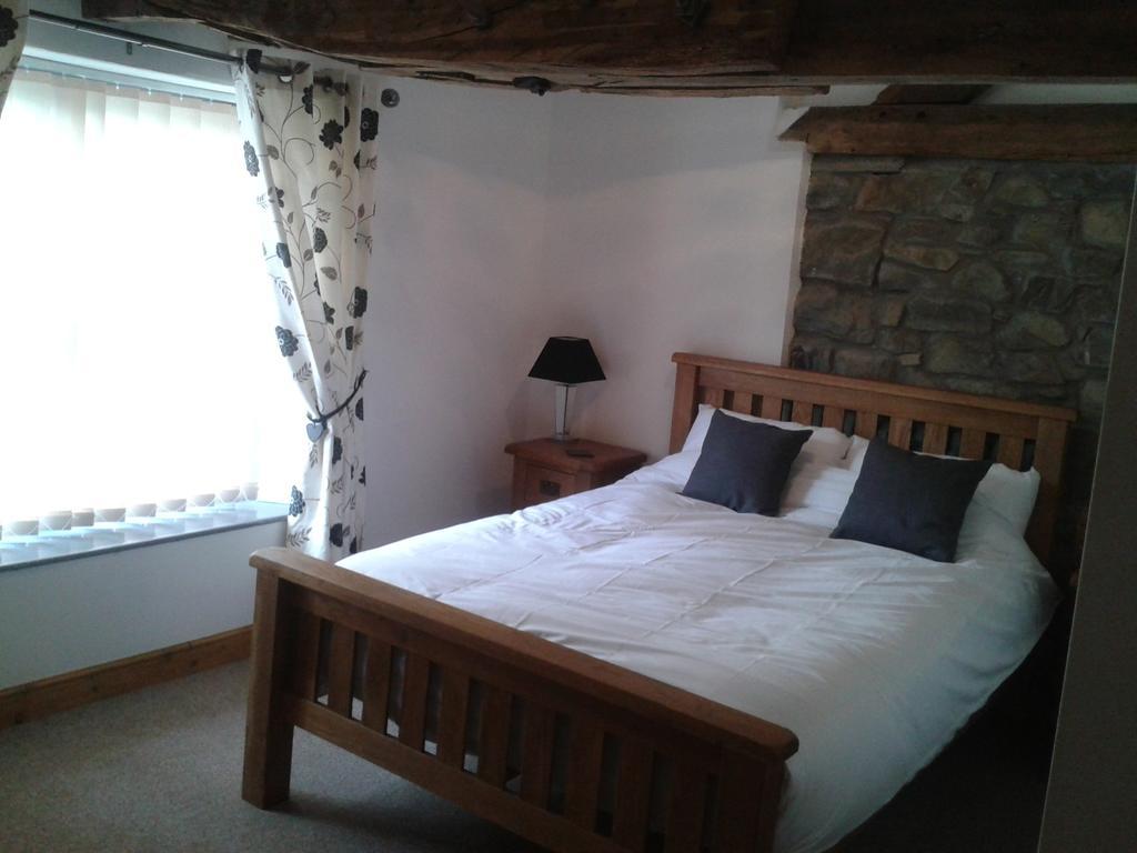 The Bear Bed & Breakfast Rhayader Room photo