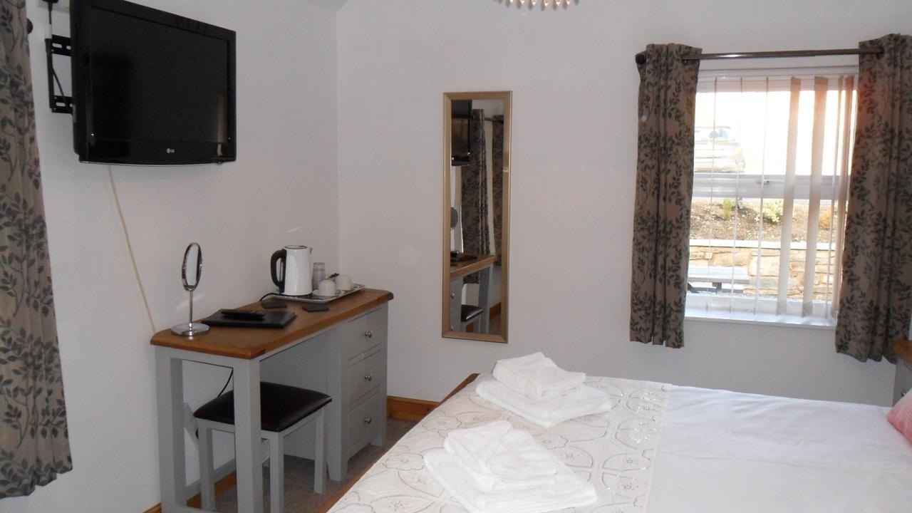 The Bear Bed & Breakfast Rhayader Exterior photo